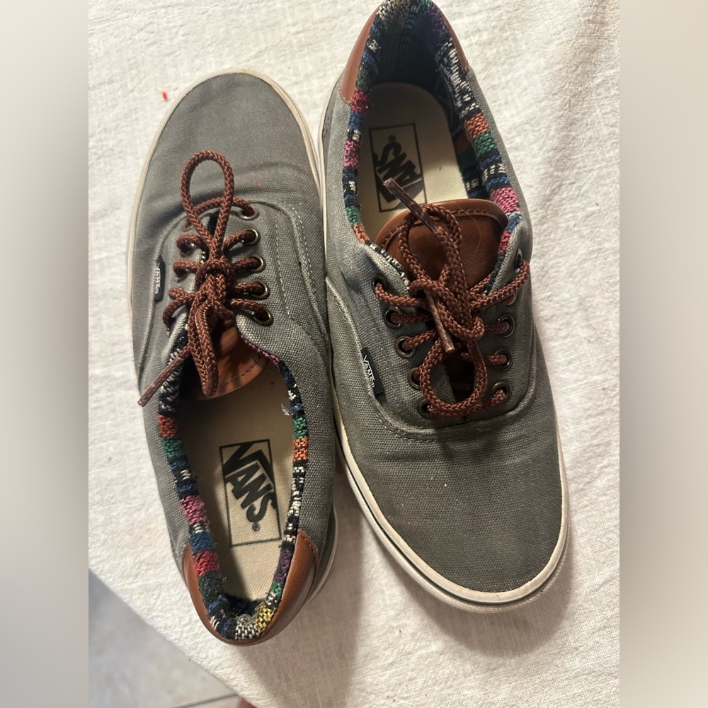 Vans Multicolor Canvas Sneakers
B8